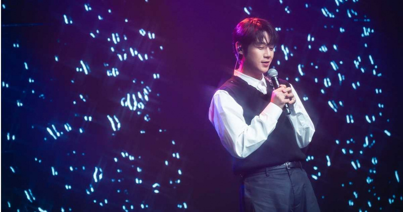 鄭準元準備許多貼身禮物送給粉絲。(圖/華貴娛樂提供)