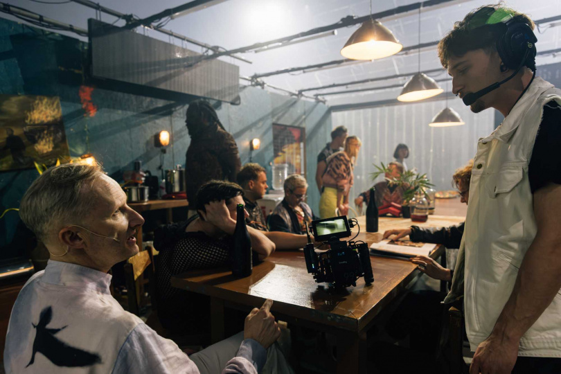 長達6小時的沉浸式體驗，邀請觀眾從旁觀者變身為共和國的公民。（圖／臺北表演藝術中心提供）