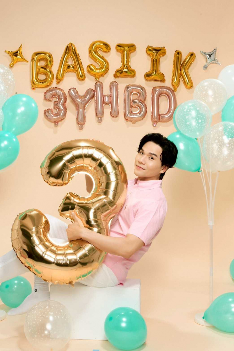 Kevin老師自創品牌已成立3年。(圖/bassik、Kevin老師提供)