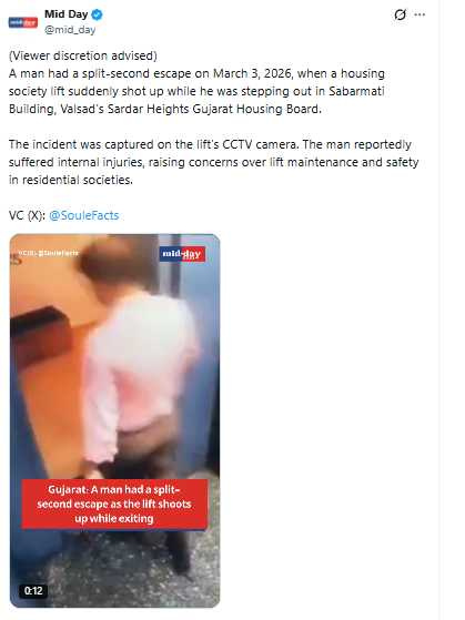 印度瓦爾薩德一處社區電梯發生故障，男子走出電梯瞬間電梯突然上升，險些遭夾。（圖／翻攝自X，@mid_day）