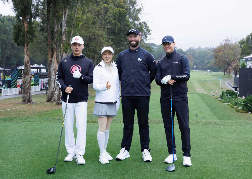 周興哲出席香港高爾夫球活動，和世界頂尖職業球員Jon Rahm同組比賽，更一起拿下亞軍。（圖／星空飛騰提供）