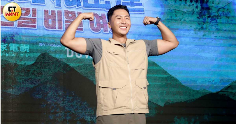 在台定居2年的肌肉山山,也是首次深入客家文化。(圖/侯世駿攝)