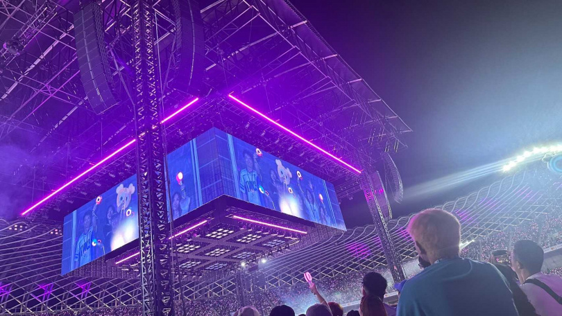 TWICE成員的家長到場力挺女兒。(圖/讀者提供)