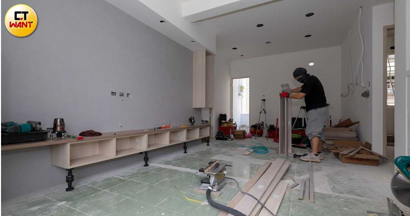 建材、裝潢業目前還受惠前幾年預售買氣帶來的交屋潮，但是明後年交屋潮趨緩後，恐成為下一波收入受影響的產業。（圖／CTWANT資料室）
