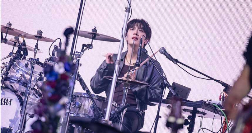 崔敏煥向粉絲道歉，表示去年很可惜無法跟成員們一同站在台前。（圖／希林國際Chillin International提供）