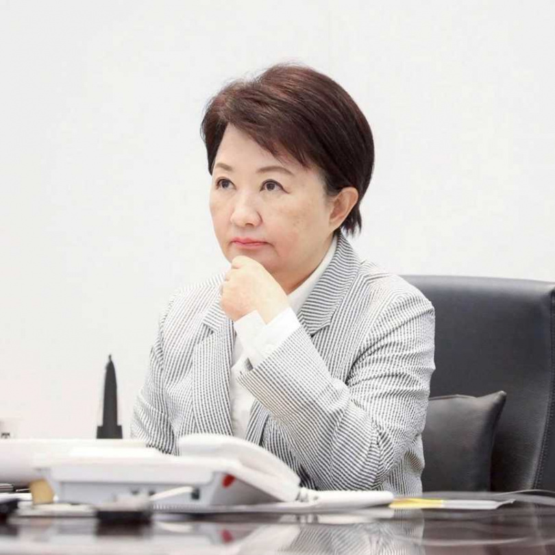 台中市長盧秀燕（圖）面對妝容毫不馬虎，卻數度因全妝勘災遭質疑勘災真實性。（圖／翻攝自盧秀燕臉書）