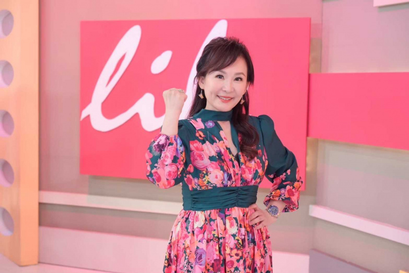 主持人:陳力瑜。不管何時都要保持正能量。(圖片提供/健康最前線)