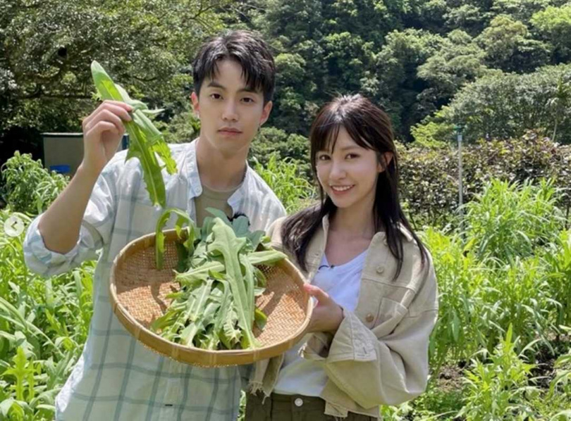 徐謀俊跟一起演過戲及參加戀愛實境秀的陳敬宣是很受歡迎的螢幕情侶。（圖／翻攝自徐謀俊IG）