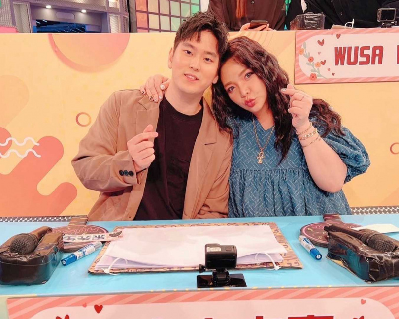 小甜甜與宋晉賢互控家暴，結束兩年短命婚姻。（圖／翻攝自小甜甜IG）