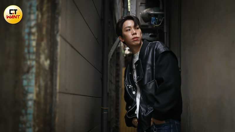 節目高壓的拍攝行程，讓身高183公分的李晉瑋瘦到剩59公斤，雖然一度想放棄，但還是咬牙撐下去，最後奪得亞軍的好成績。（圖／侯世駿攝）