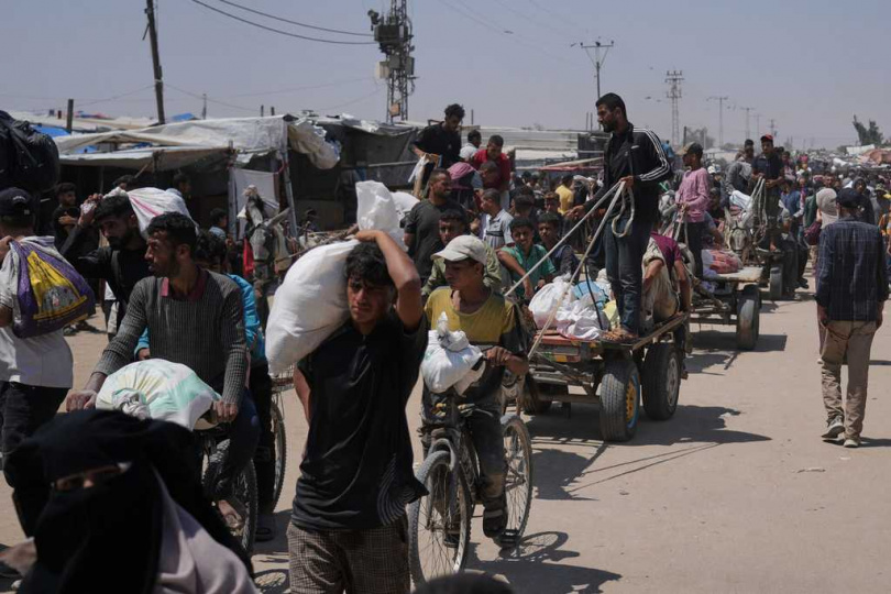 最近在美國和以色列支持下成立的加薩人道基金會（Gaza Humanitarian Foundation），時常傳出以軍在分發糧食時趁機射殺加薩平民。（圖／達志／美聯社）