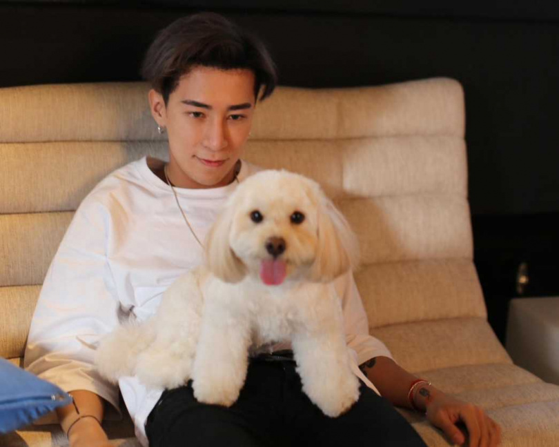 時常因工作不在家的馬天佑最想念狗狗Jamie。（圖／馬天佑提供）