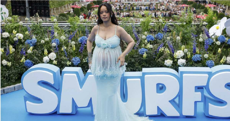 使懷孕期間，蕾哈娜依然多次公開亮相，時尚造型與孕肚同框展現自信風格。（圖／達志／美聯社）