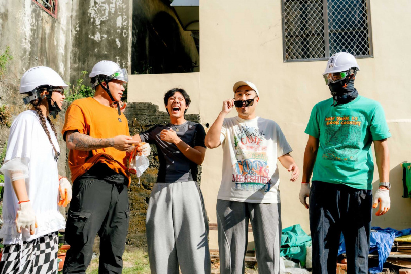 各務孝太、余祥銓擔任本集小幫手。（圖／好看娛樂提供）