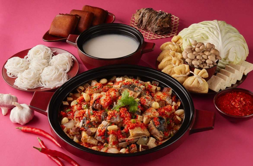 福容大飯店「福容大龍門‧桃園三味」即日起至7月5日推出「剁椒魚頭煲」創意料理。(圖片提供/桃園縣政府)