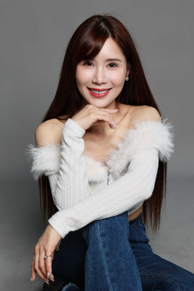 擁有好人緣的沐妍開節目做公益，吸引許多好朋友一起投入支持。（圖／沐妍提供）