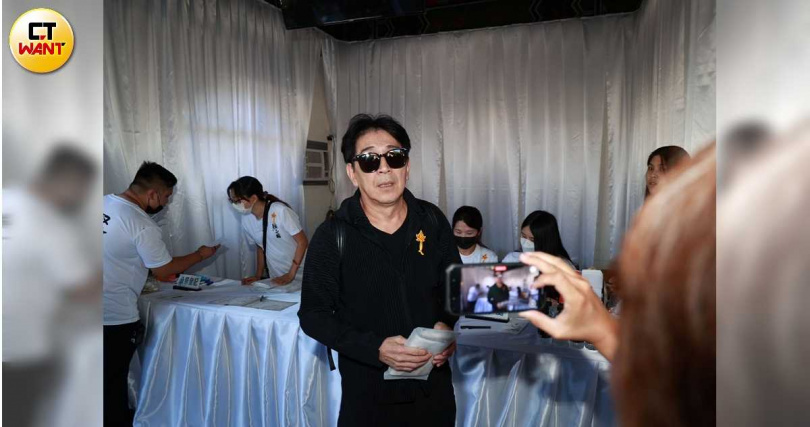 高捷與顏正國有著深刻情誼。（圖／蘇聖倫攝）