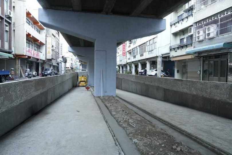 竹北市「中正東路地下道」連結了舊城區與台元科技園區，是不少機車族上下班通勤的必經之地。（圖／翻攝自竹北市公所媒體群組）