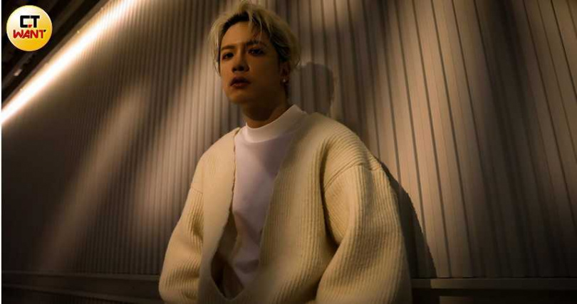 雖然也會擔心被歌迷遺忘，但J.Sheon盡力把自己的東西做好，讓聽眾理解他。（圖／侯世駿攝）