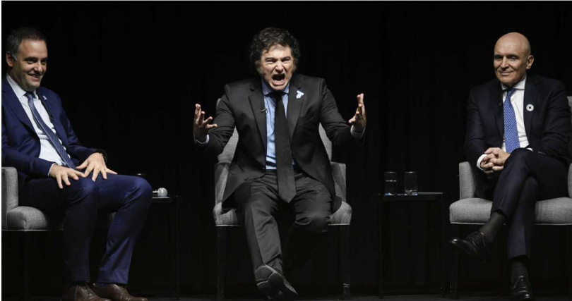 米雷伊（中）有「阿根廷川普」之稱。（圖／達志／美聯社）