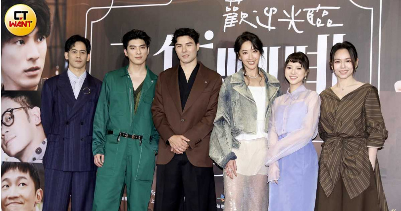 鳳小岳、隋棠、林哲熹、項婕如、李淳、夏于喬出席《歡迎光臨 二代咖啡》記者會。(圖/侯世駿攝)