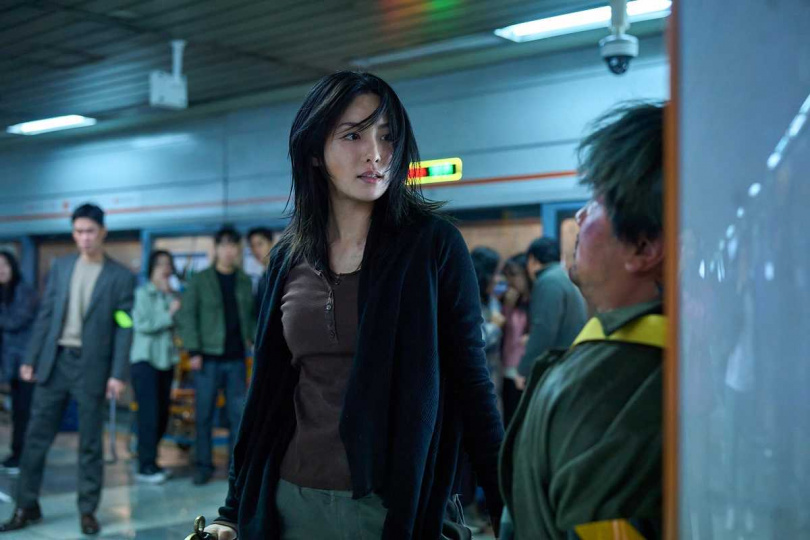 NANA在《全知讀者視角》挑戰高難度動作戲。(圖/采昌提供)