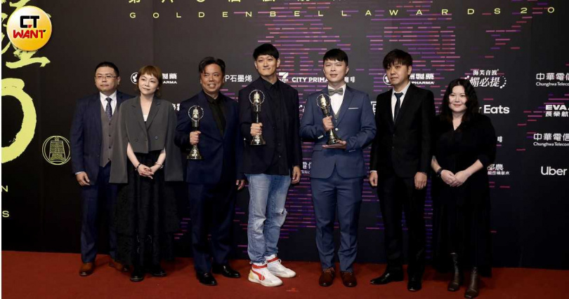 戲劇類節目視覺特效獎,由星空下的黑潮島嶼林奇鋒、謝惠琪、文永翔、盧冠松、李哲誠、黃美青、林佩潔摘下。(圖/本刊攝影組)