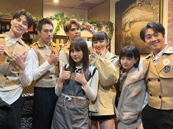 最近陳詩穎（前排中）在郭方儒執導的《百分之一相對論》露臉。（圖／翻攝自陳詩穎IG）