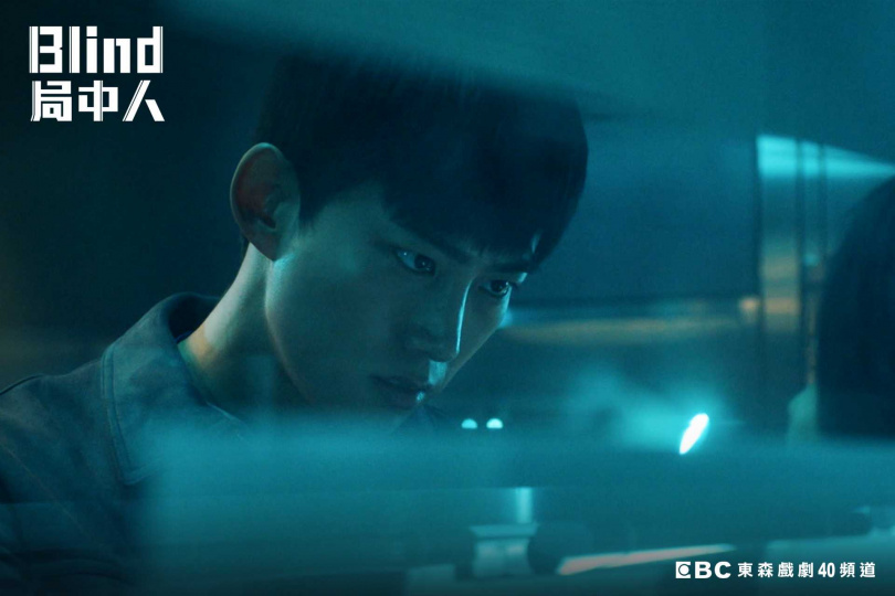 玉澤演拿手術刀的眼神轉變令人驚艷。（圖／東森提供）