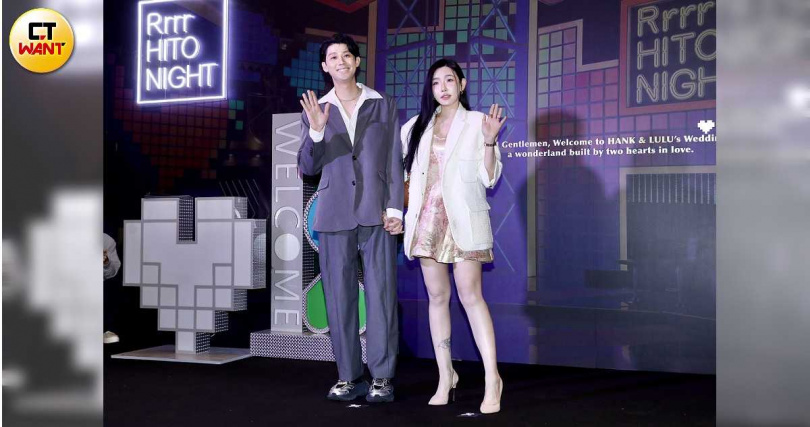 李玉璽和太太許允樂一起「見習婚禮」。（圖／侯世駿攝）