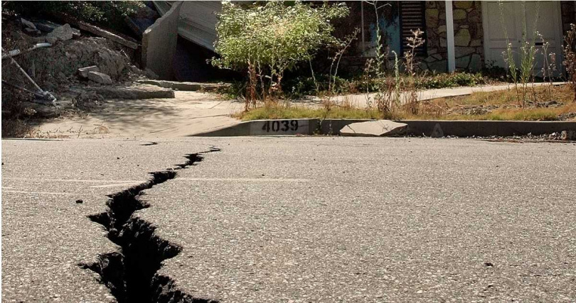 專家示警,未來30年內加州恐再發生規模6.7以上地震。(示意圖/達志/美聯社)