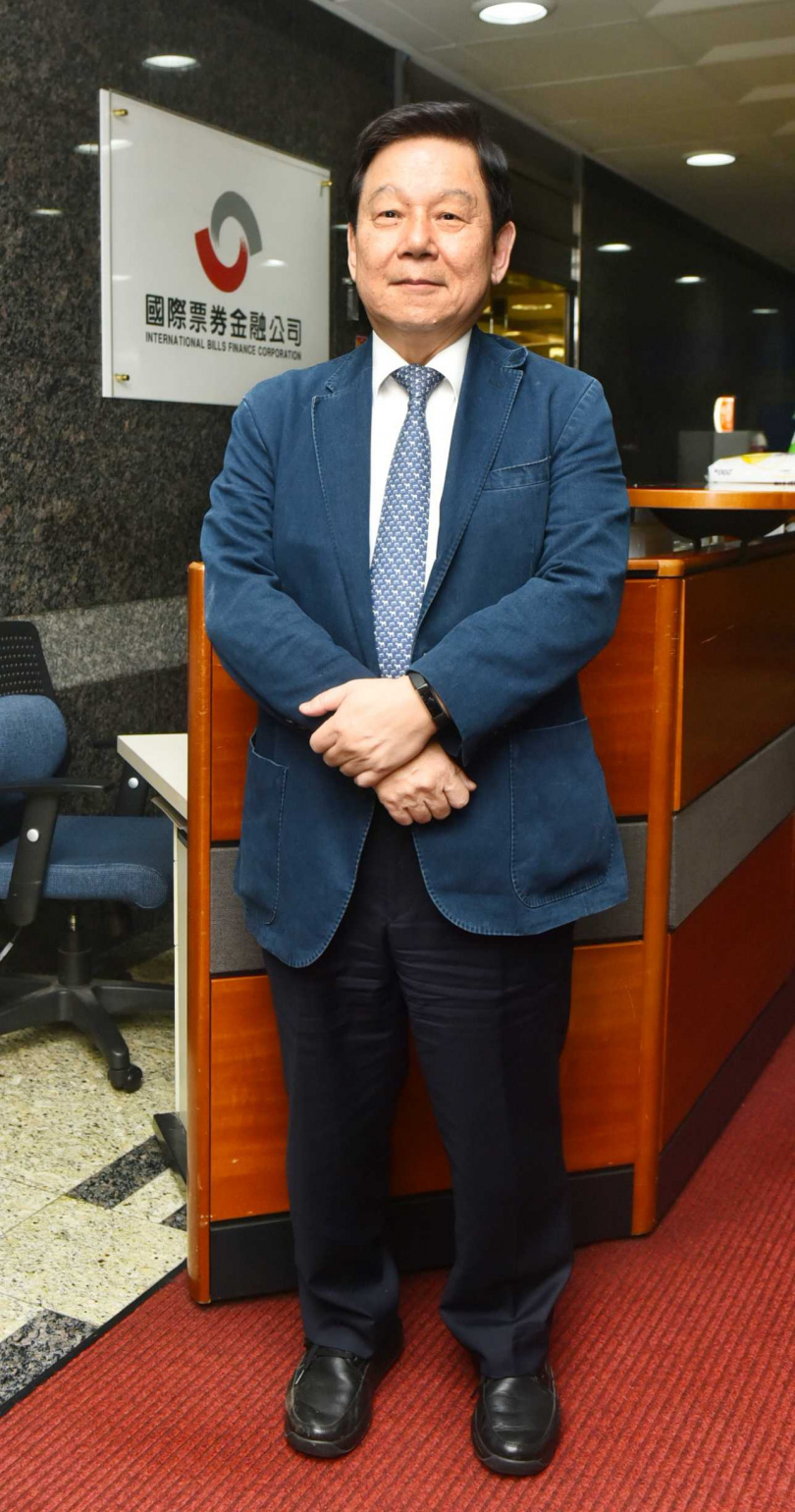 國票金控是目前14家上市金控中唯一無實體銀行或保險的金控。圖為國票金控董事長魏啟林。（圖／報系資料） 