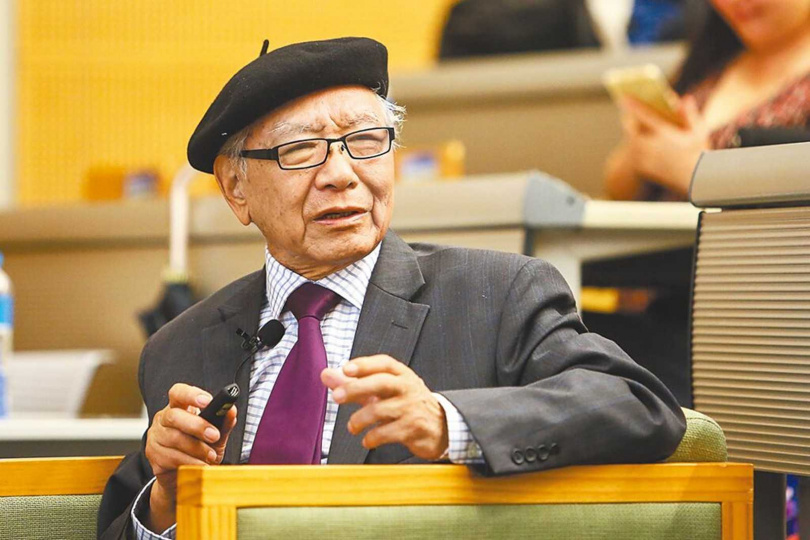 詩人鄭愁予91歲高齡過世，其詩作在華人文化界仍蕩氣迴腸。（圖／報系資料照）