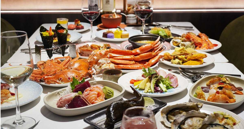 島語主打「一島檯、一餐酒搭配」的高端餐飲Wine Pairing。（圖／漢來美食提供）