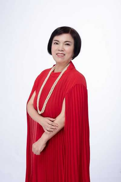 卸下軍官光環，張美君經營生麗國際事業，衝出4200萬元高額收入。（圖片提供／生麗國際）