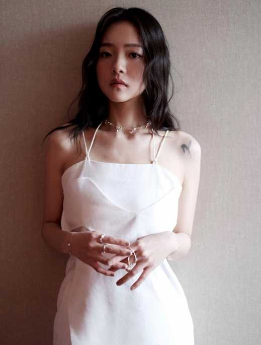 國中老師的一句話,埋下林廷憶想當演員的種子。(圖/翻攝自林廷憶IG)