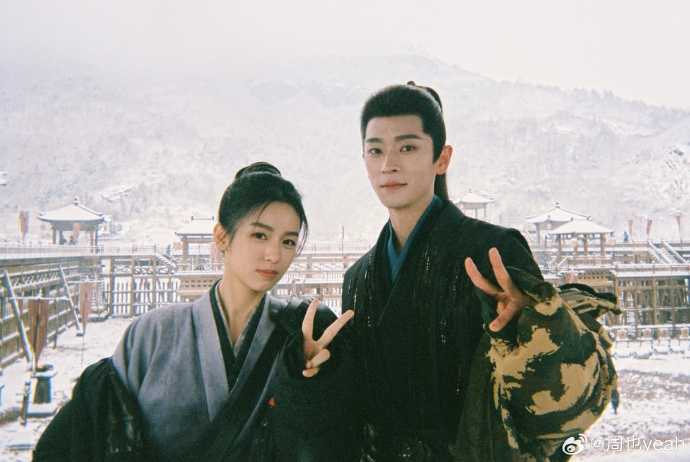 （圖／周也微博）