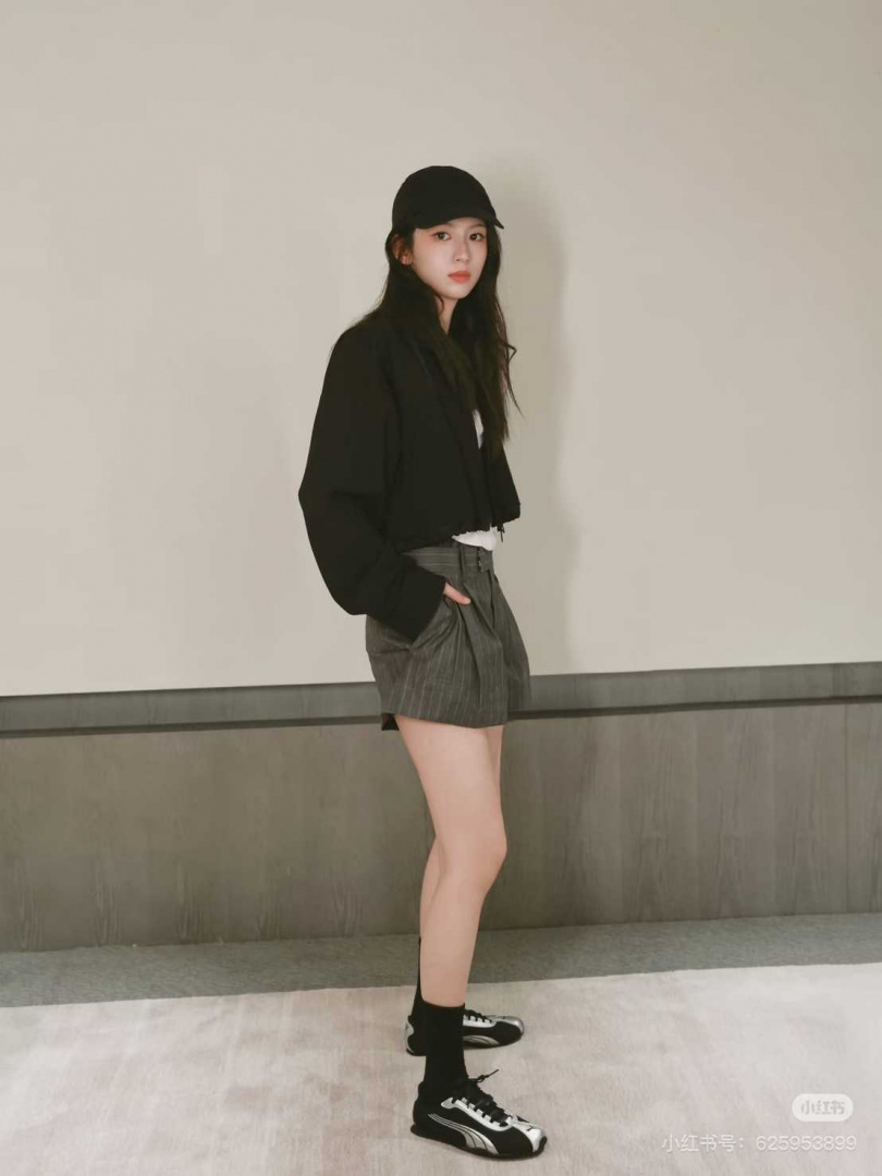 （圖／周也小紅書）