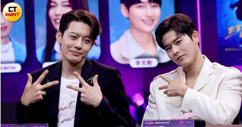 金桐俊(右)分享音樂劇主題。(圖/侯世駿攝)