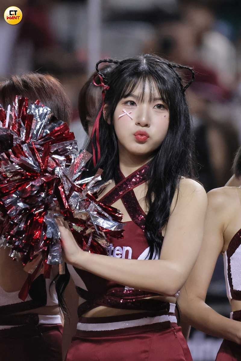 韓援三本柱最終僅廉世彬獲續留，據傳是因為球團內部考量「開源節流」。（圖／本刊攝影組）