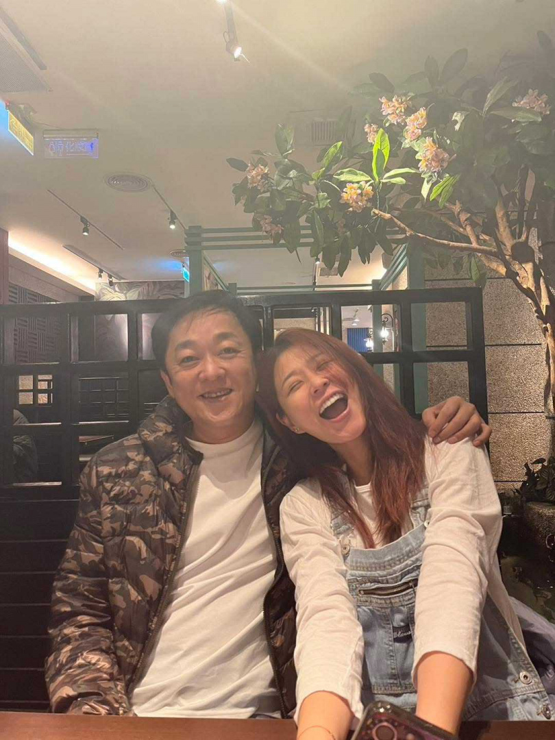 李燕跟老公成立的保養品品牌成績亮眼。（圖／翻攝在李燕臉書）