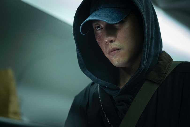 蔡凡熙在《96分鐘》飾演神秘客，背負創傷過去。（圖／華影國際提供）