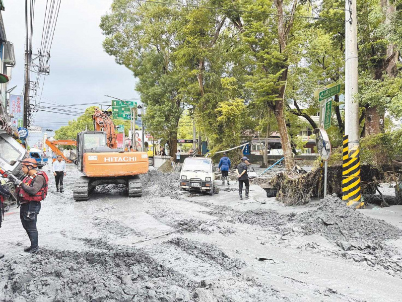 佛祖街是此次洪災重災區。(圖/報系資料照)