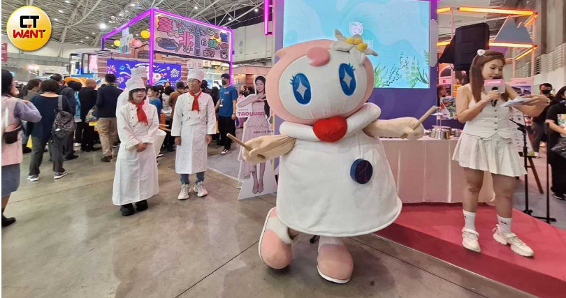 地方政府也齊力動員參展，找出各縣市特色，並與業者合作推出優惠，刺激地方觀光。（圖／林榮芳攝）