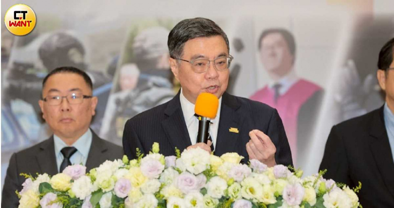 閣揆卓榮泰(中)直斥《財政收支劃分法》修正案窒礙難行。(圖/黃耀徵攝)