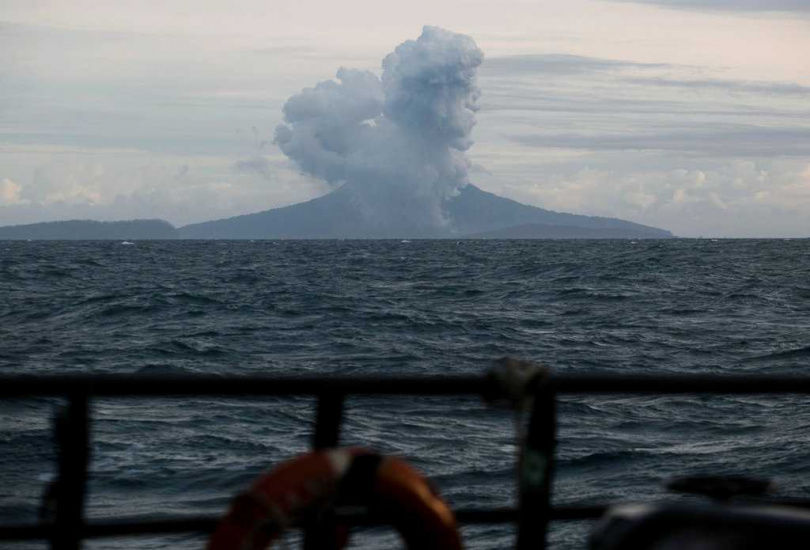 喀拉喀托之子火山活動持續,西爪哇、萬丹及楠榜部分地區同步傳出巨響與震動。