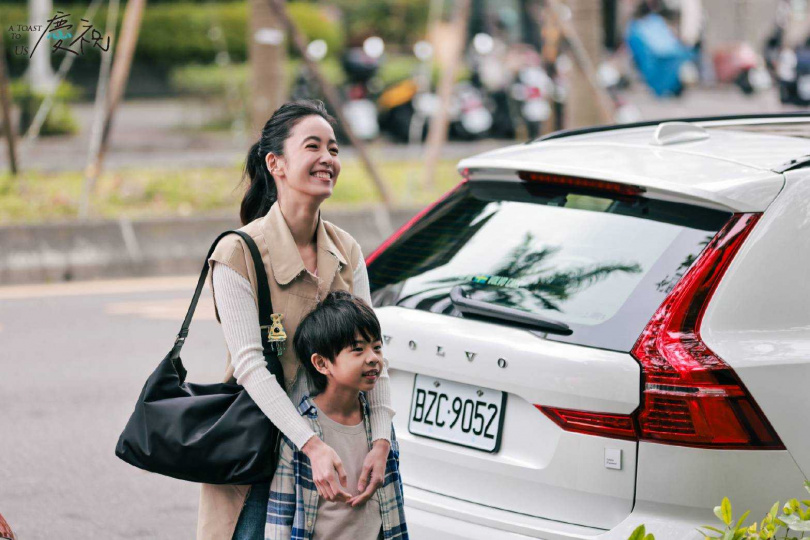 陳庭妮在劇中無助的神情讓觀眾入戲。(圖/寬想娛樂提供)