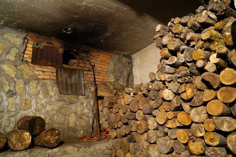 正山小種獨特的馬尾松燻焙工藝形成其他紅茶沒有的特徵。（圖／吳德亮攝）