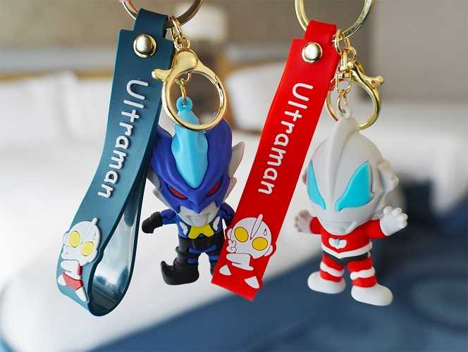 高雄燈會限定！入住指定住房專案，每房即贈精緻「超人力霸王造型鑰匙圈」乙個。（圖片提供／福容飯店）