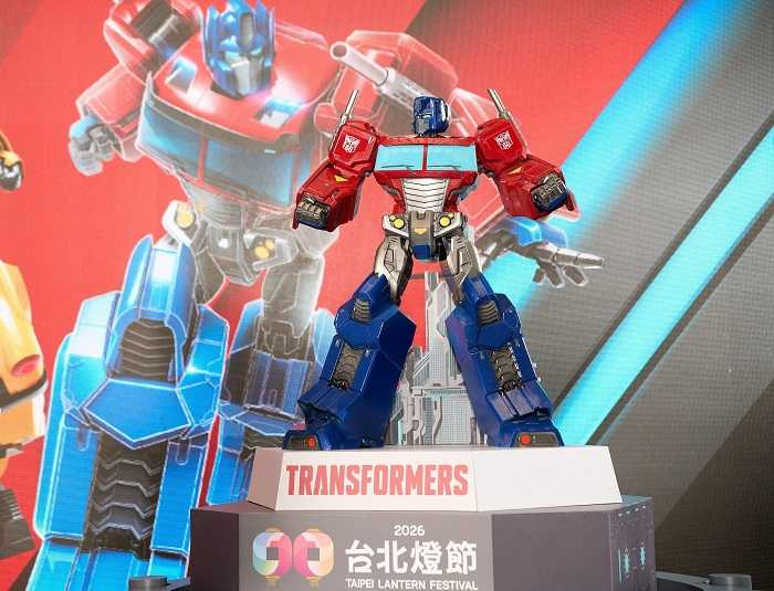 台北一館推出燈會專案2天1夜4,999元加碼贈雙北捷運24小時雙人票券可前往花博展區欣賞花燈。(圖片／台北市政府提供)